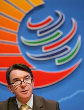 European Union trade chief Peter Mandelson speaks during a news conference in Hong Kong December 16, 2005.