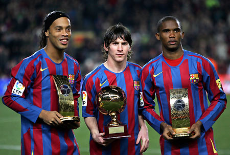 ronaldinho on barcelona team