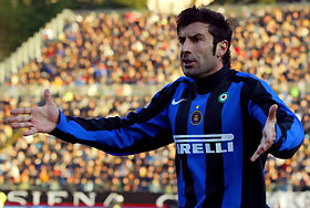 Inter milan's Figo reacts during the Italian Serie A soccer match in Siena