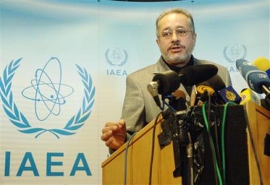 IAEA tries to resolve Iran nuclear crisis