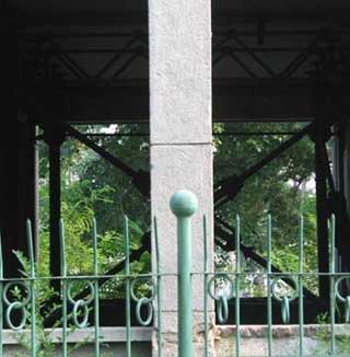 Wreckage of the 1976 devastating earthquake