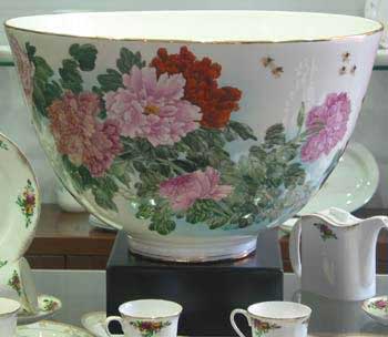 Ceramic creations on display in Tangshan