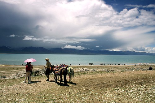 Tourism hot in Tibet