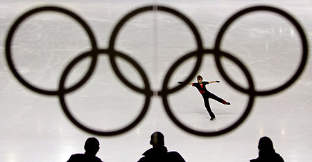 Turin gets ready under five rings