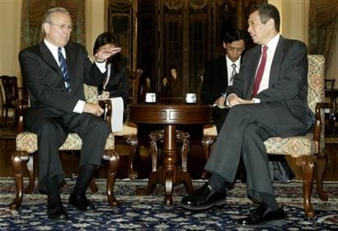 Rumsfeld: North Korean nuclear proliferation a threat to world