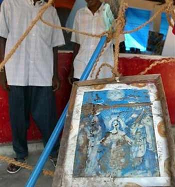 Survivors mourn 178,000 killed in tsunami