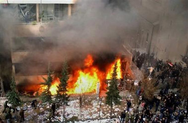 Syrians torch embassies over caricatures
