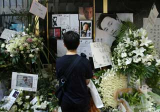 Leslie Cheung remembered in Hong Kong