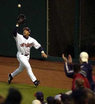 Martinez homer pushes Indians past Red Sox