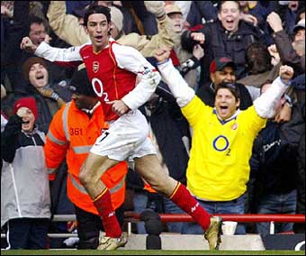 Arsenal forced into FA Cup replay