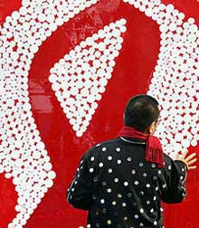 China, WHO to provide AIDS intervention for homosexuals