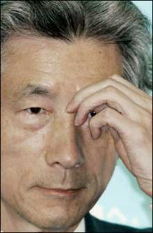 Koizumi: No need to heed pressure from China