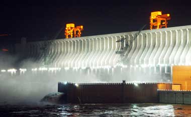 Three Gorges Dam to open to public tomorrow