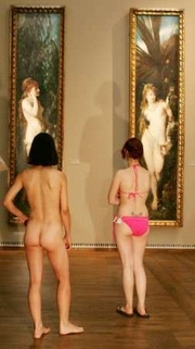 Vienna museum opens to nudes beating the heat