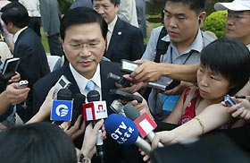 CPC, KMT kick off grass-roots exchanges
