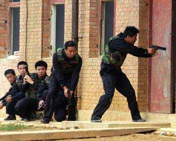 Police drill in Guizhou