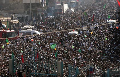 Death toll of Baghdad bridge stampede nears 1,000