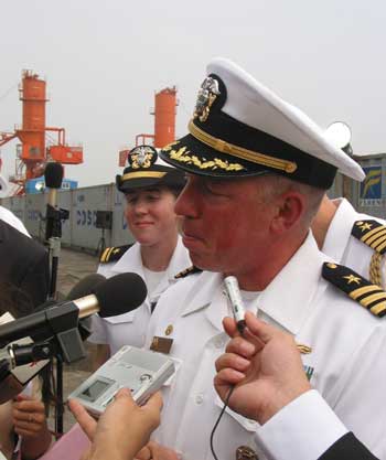 US Navy destroyer visits Qingdao