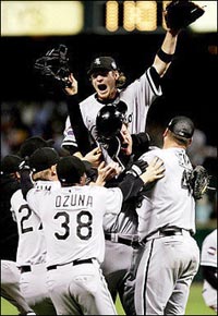 White Sox relish first title in 88 years