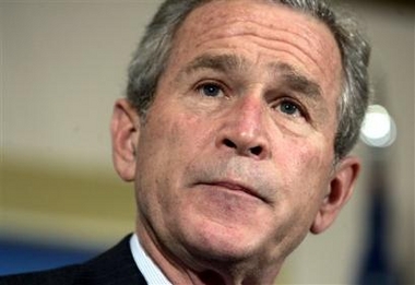 Bush sidesteps questions about CIA leak