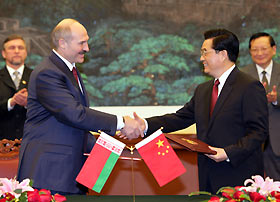 China, Belarus sign market economy deal