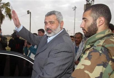Hamas expecting no conditions on talks in Moscow