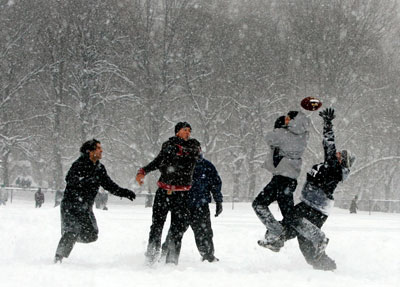 Biggest snowstorm hits New York