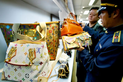 Counterfeit name brands confiscated in Beijing