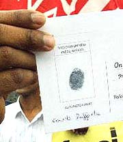 U.S. to Fingerprint Most Foreign Visitors