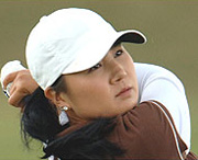 Jang storms to Women's Open win