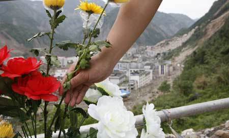 May 12 quake remembered across China