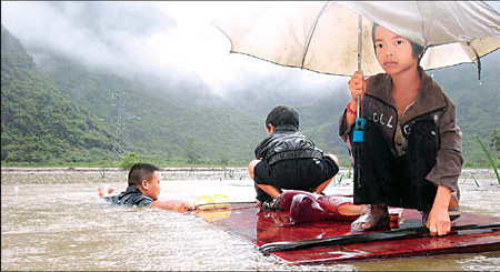 Heavy rains lash southern regions