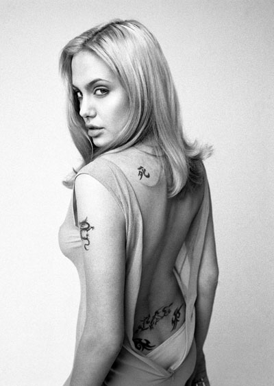 Angelina Jolie: Black and White Updated: 2006-08-30 17:18 Angelina Jolie: Black and White Updated: 2006-08-30 17:18