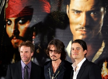 Depp's 'Pirates' scores record $132M debut
