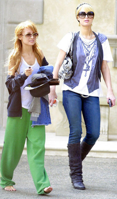 nicole richie paris. Paris Hilton and Nicole Richie rekindle friendship