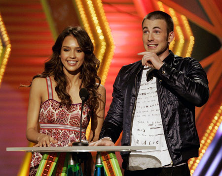 Jessica Alba at the 2007 Kids' Choice Awards in Los Angeles