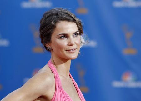 Keri Russell poses at the 62nd annual Primetime Emmy Awards in Los Angeles