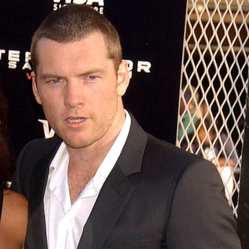 Sam Worthington's skirt success