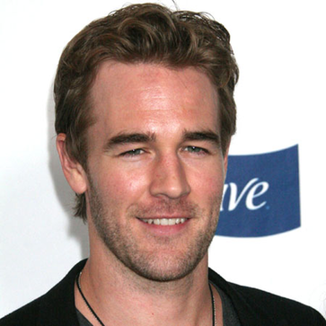James Van Der Beek to be dad