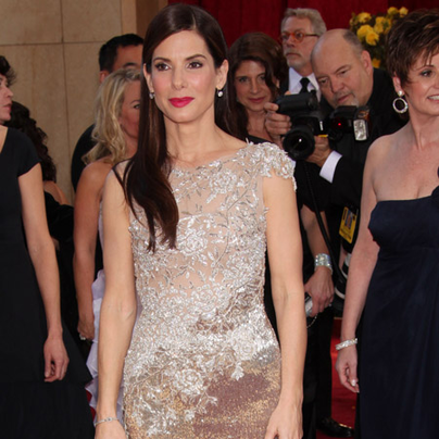 Sandra Bullock receives mistress apology