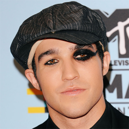 Pete Wentz's son in car accident