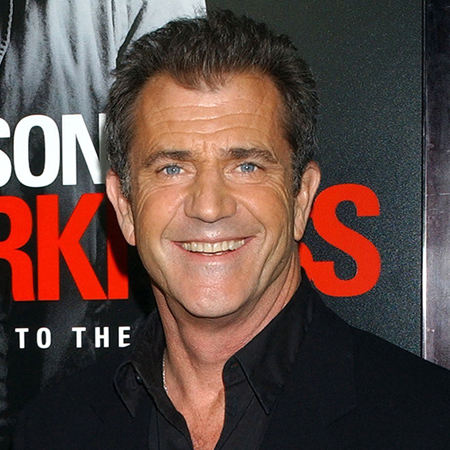 Hypnotist Mel Gibson