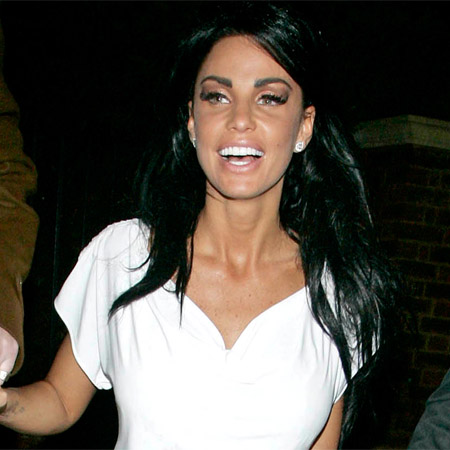 Katie Price to sue Peter?