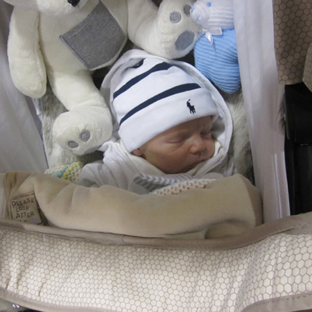 Kylie Minogue meets nephew