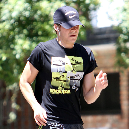 Itchy 'zombie' Zac Efron