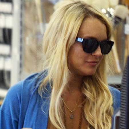 Rehab mentor Lindsay Lohan