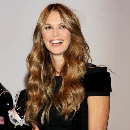 Elle Macpherson needs help