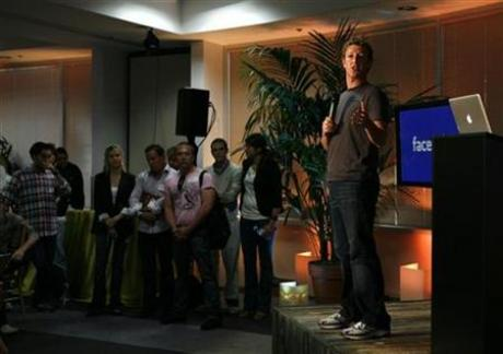 Zuckerberg takes staff to see 'Social Network'