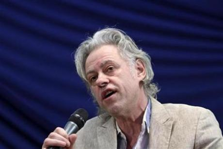 BBC apologizes to Geldof for aid-for-weapons story