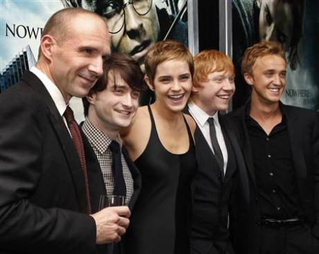'Harry Potter' hits Web before big box office debut
